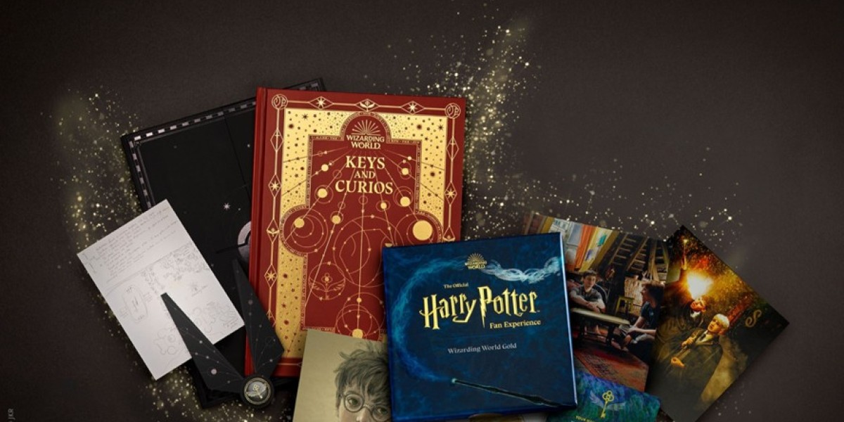 Wizarding World Gold Gift Box – Holiday Magic Unwrapped